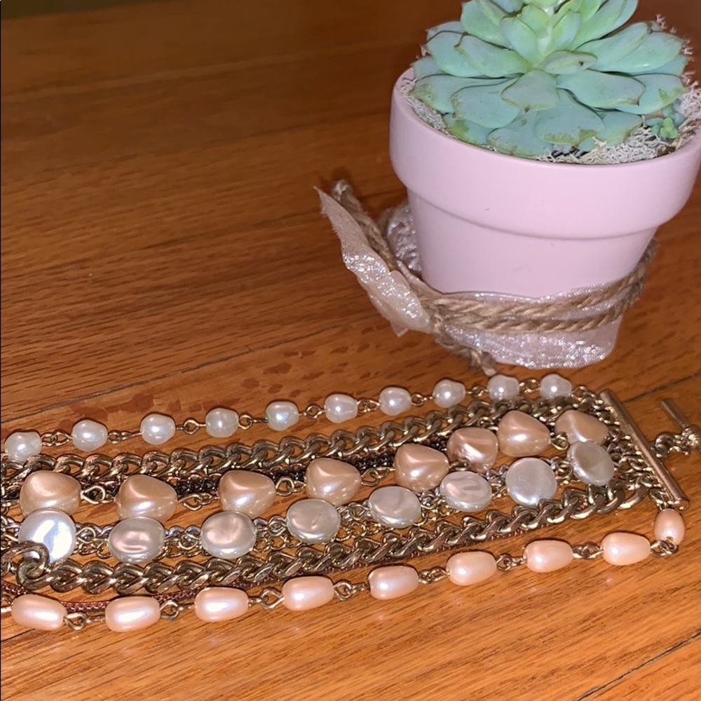 Ladies bracelet!!